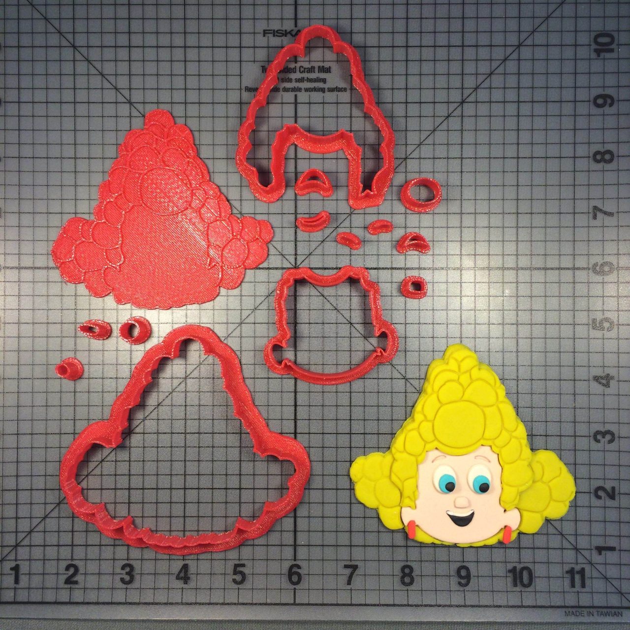 Bubble Guppies Deema Cookie Cutter Set