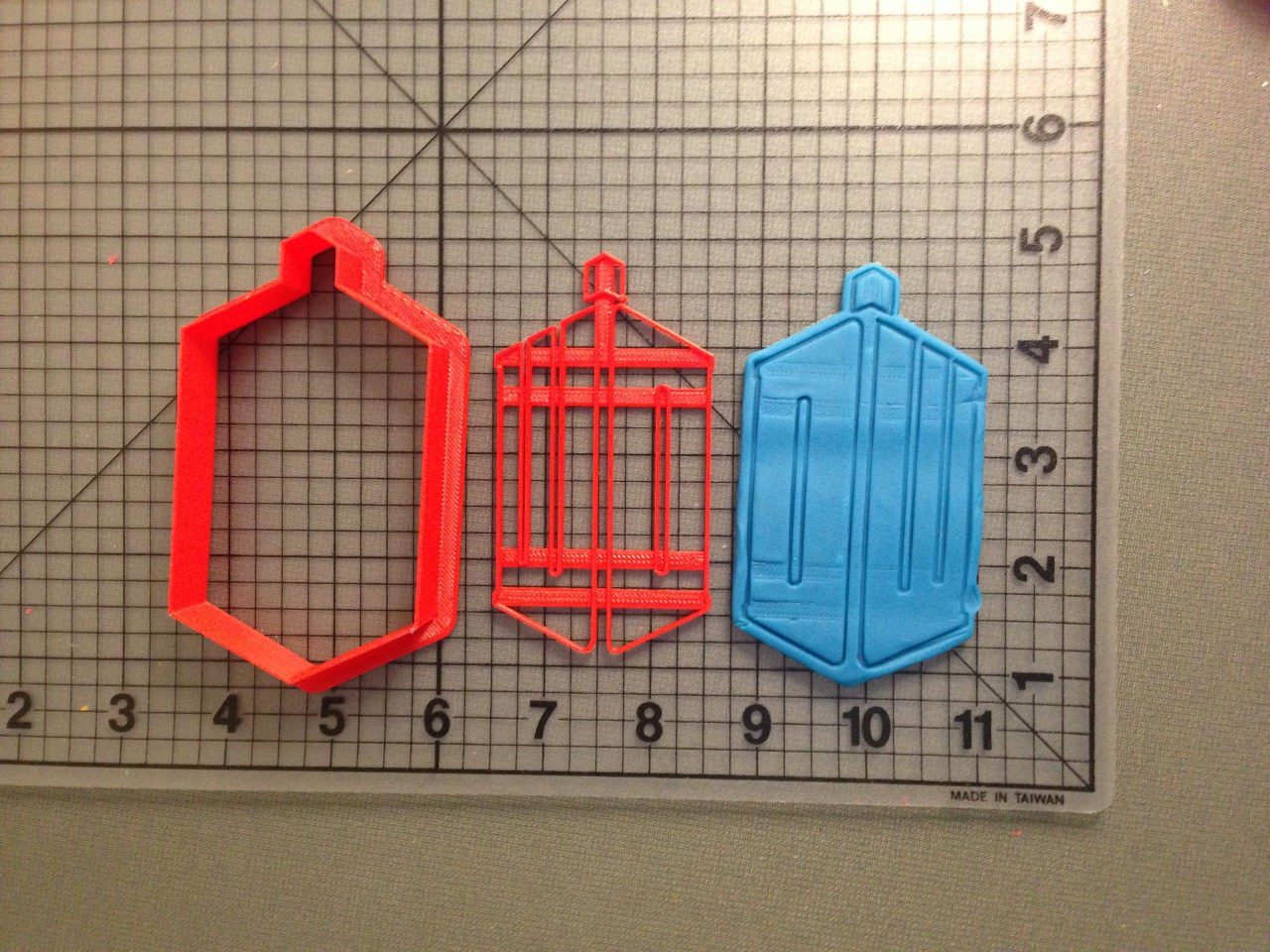 Doctor Who Logo Cookie Cutter and Stamp