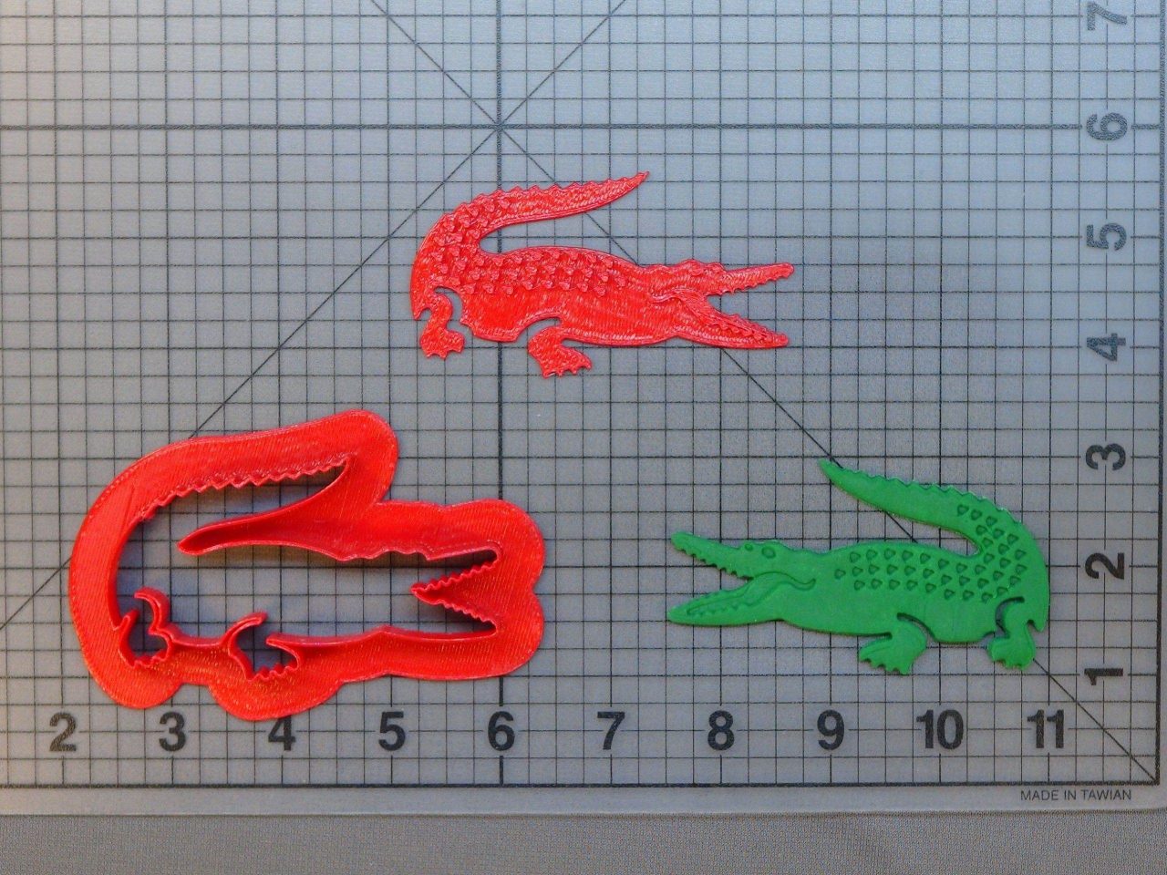 High Fashion L 266-A905 Cookie Cutter and Stamp