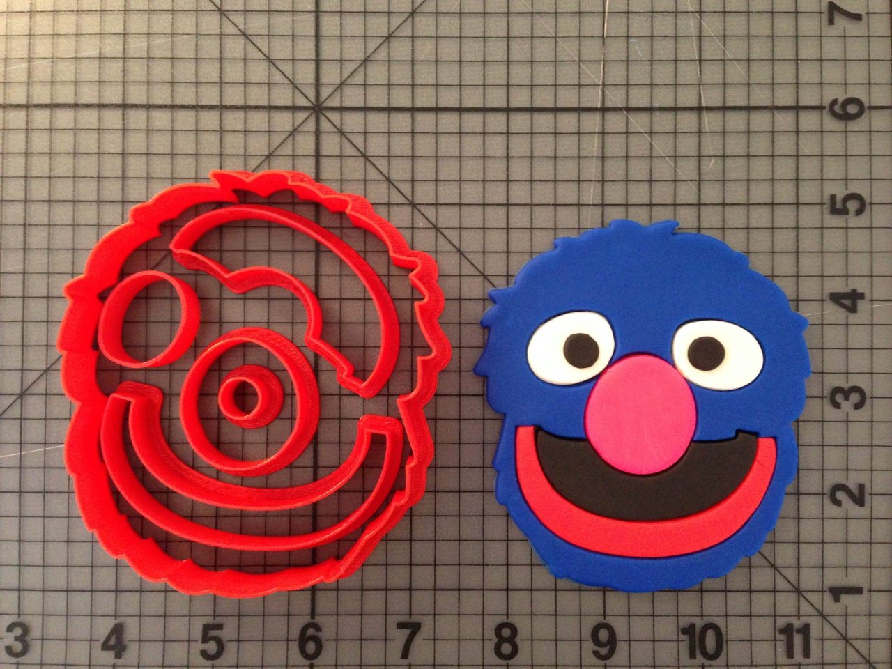 Grover Cookie Cutter Set (Puppet 106)