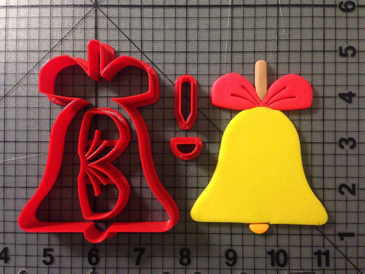 Holiday Bell Cookie Cutter Set