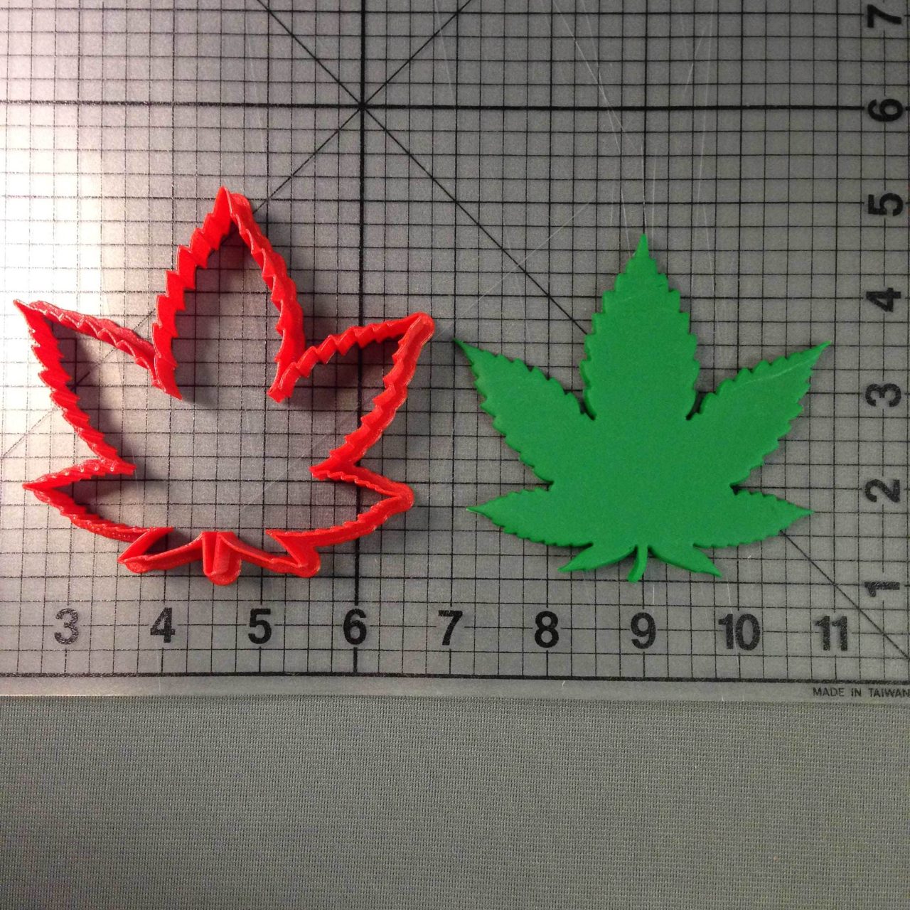 MJ Leaf Cookie Cutter