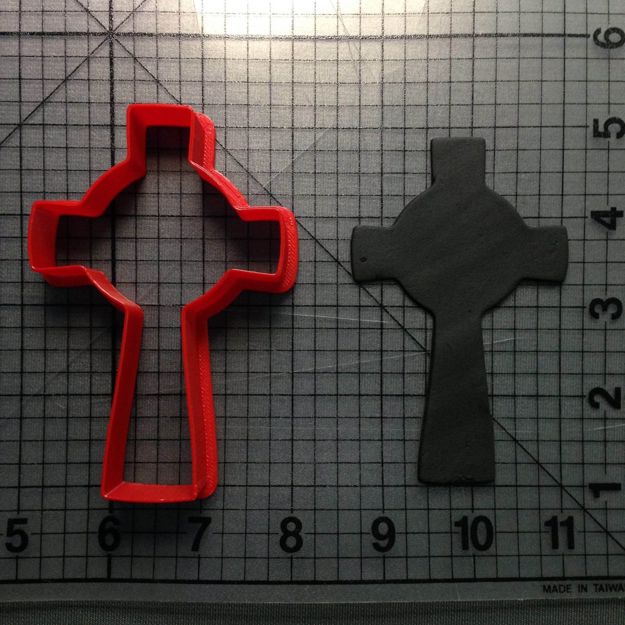 Celtic Cross 101 Cookie Cutter