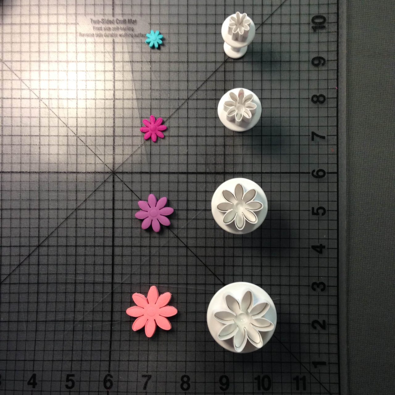 Daisy Plunger Cookie Cutter Set 3