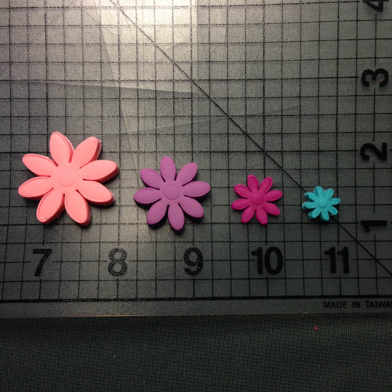 Daisy Plunger Cookie Cutter Set 4