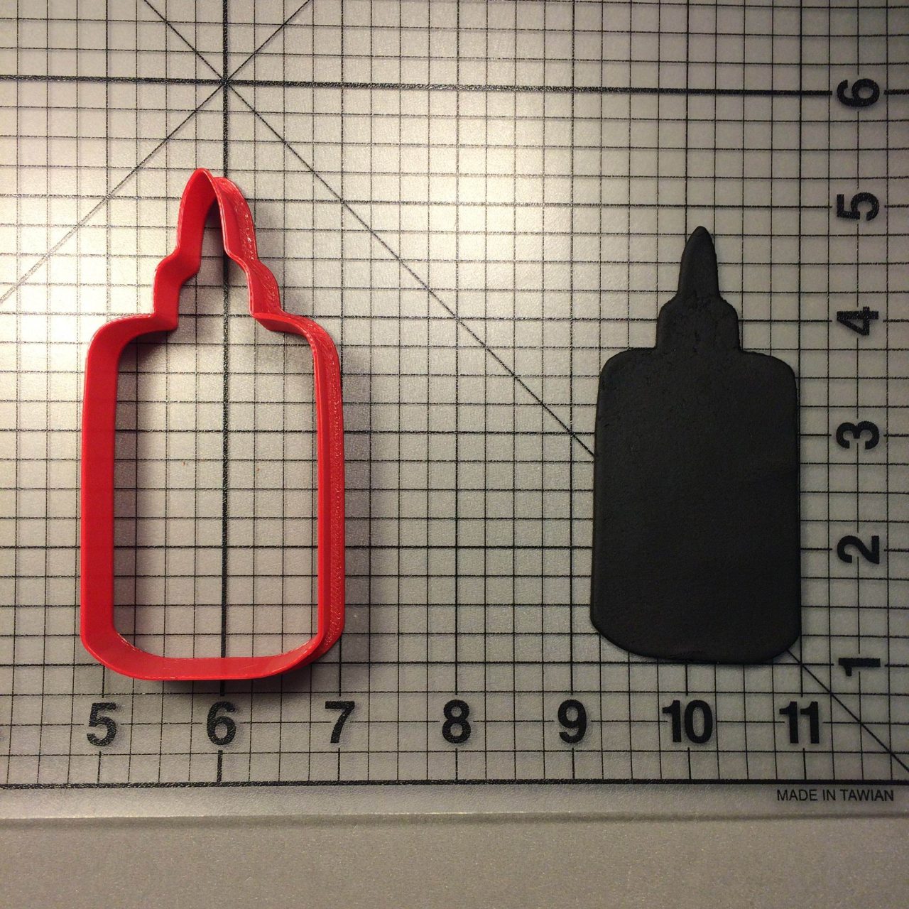 Glue Bottle 100 Cookie Cutter
