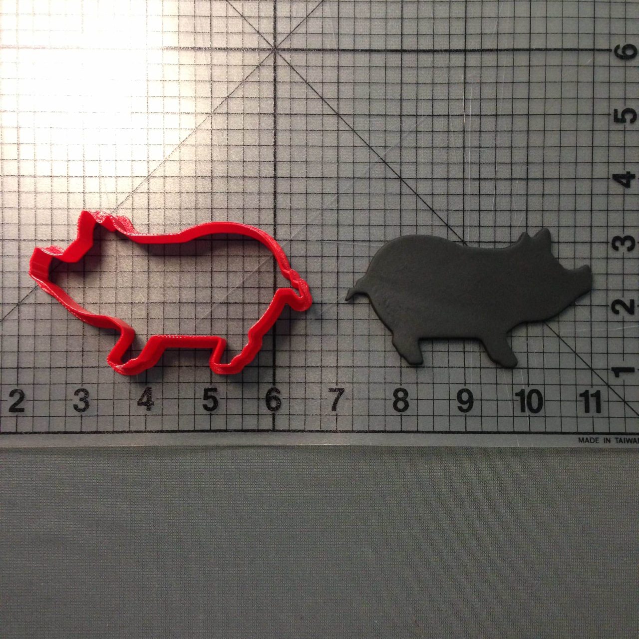 Pig 102 Cookie Cutter
