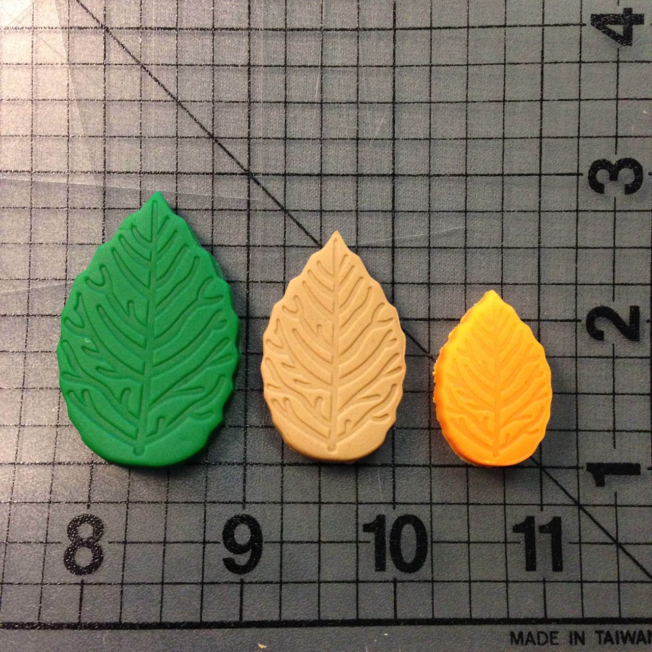 Rose Leaf Plunger Cookie Cutter Set