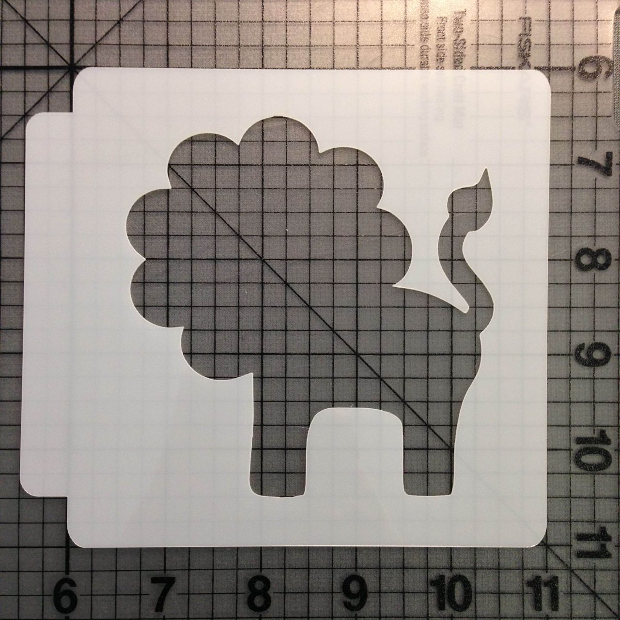 Lion Stencil 100