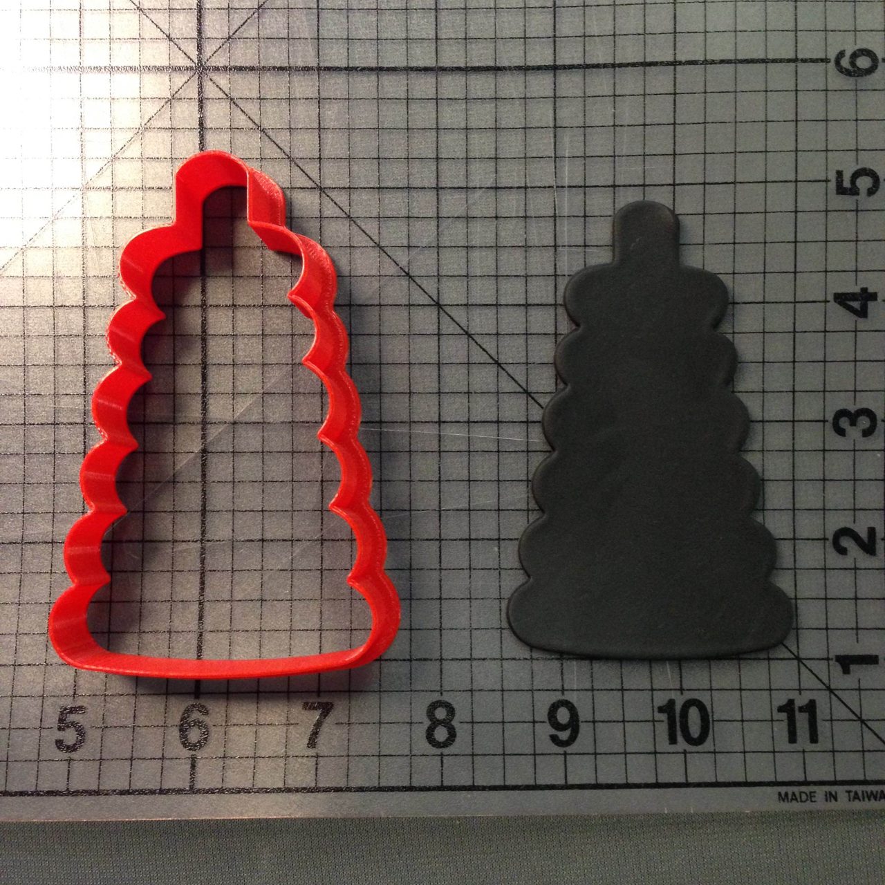 Stacked Rings 100 Cookie Cutter