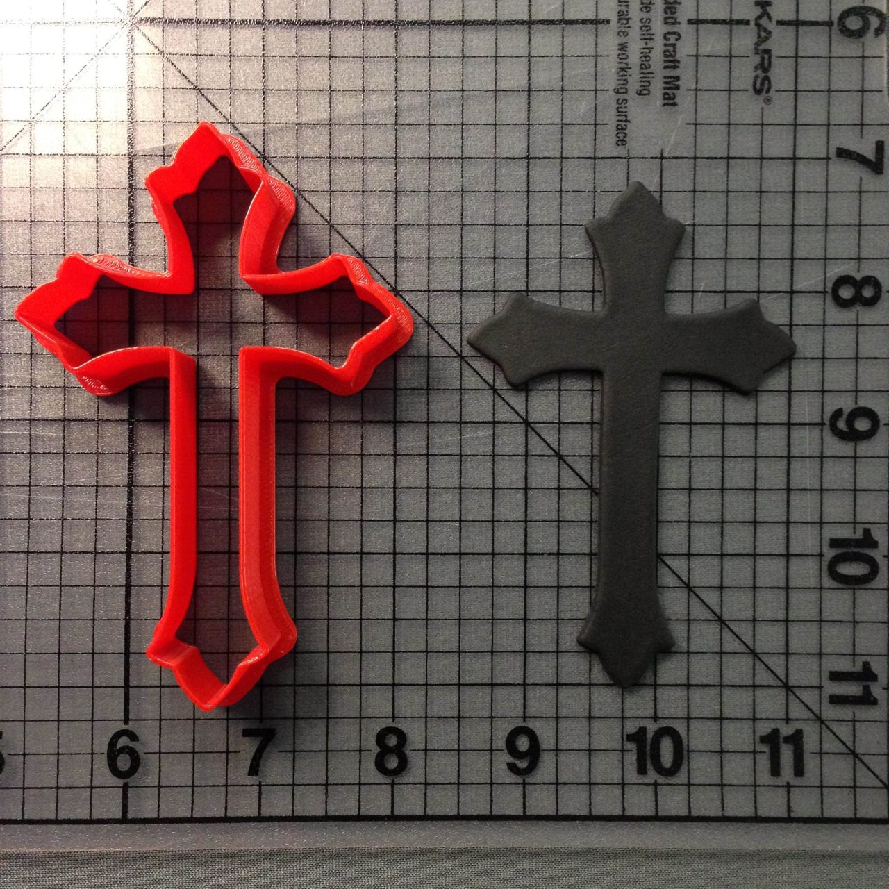 Cross 103 Cookie Cutter