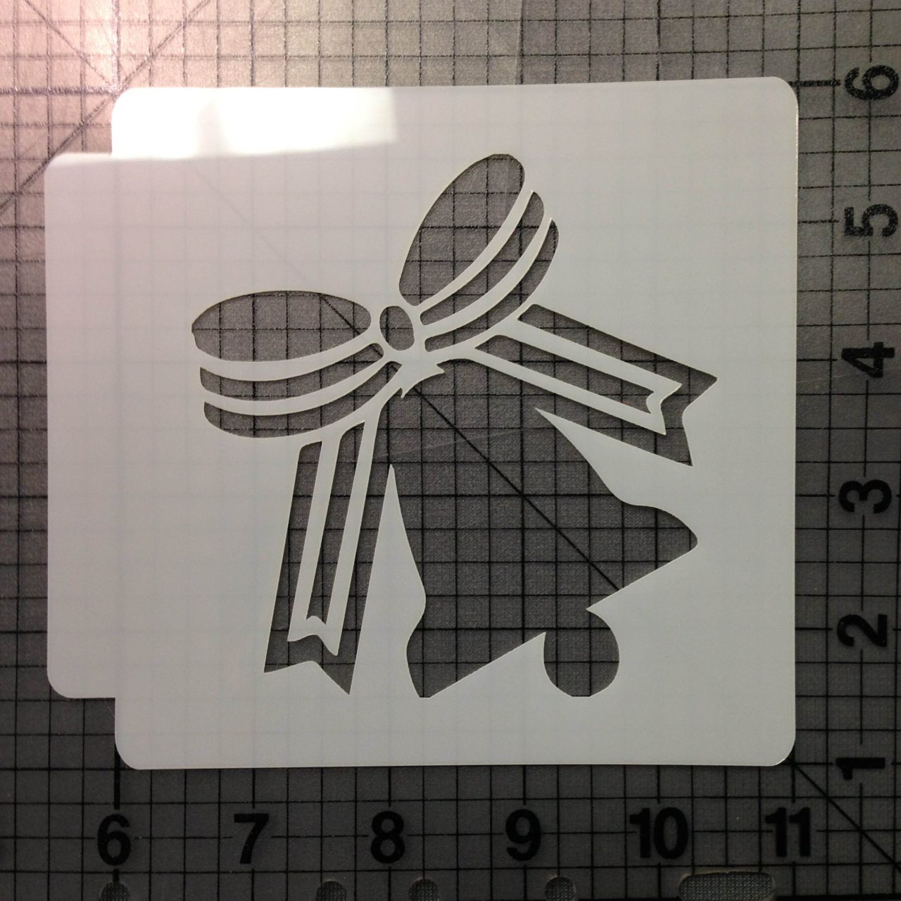 Bow Stencil 100