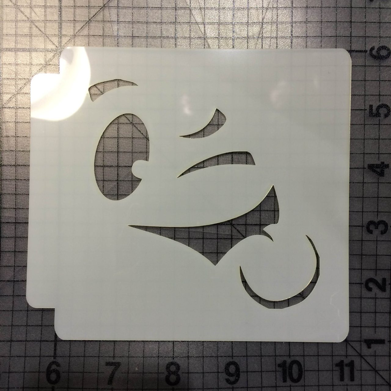 Face Expression Stencil 100