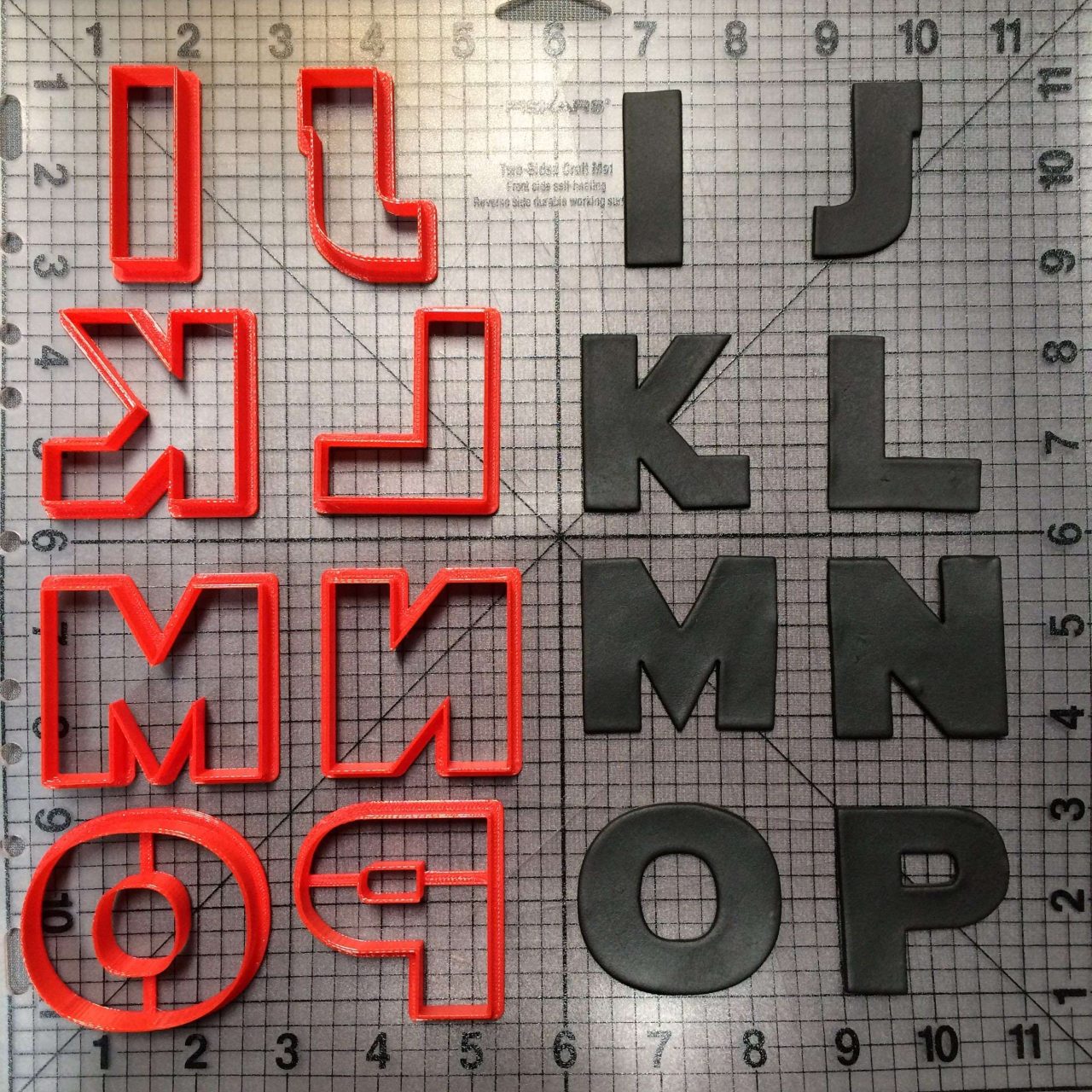 Star Wars Font Uppercase Cookie Cutters (1)