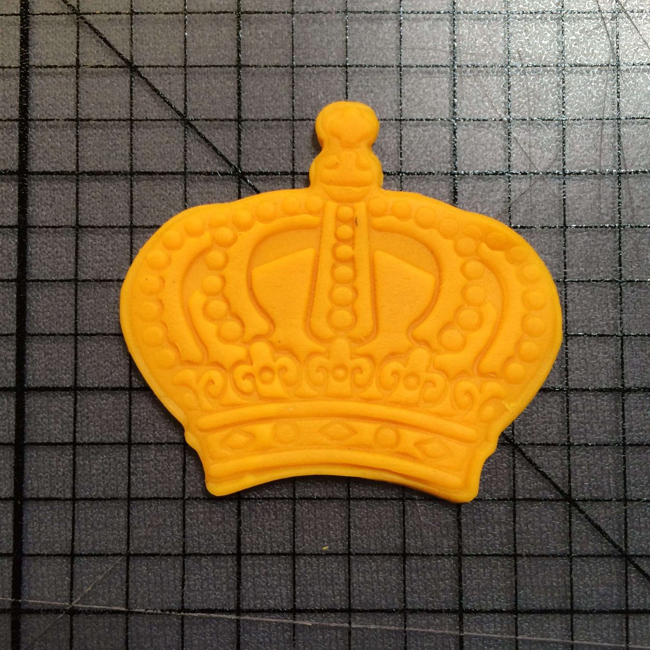 Crown 100 Cookie Cutter and Stamp (embossed 1)
