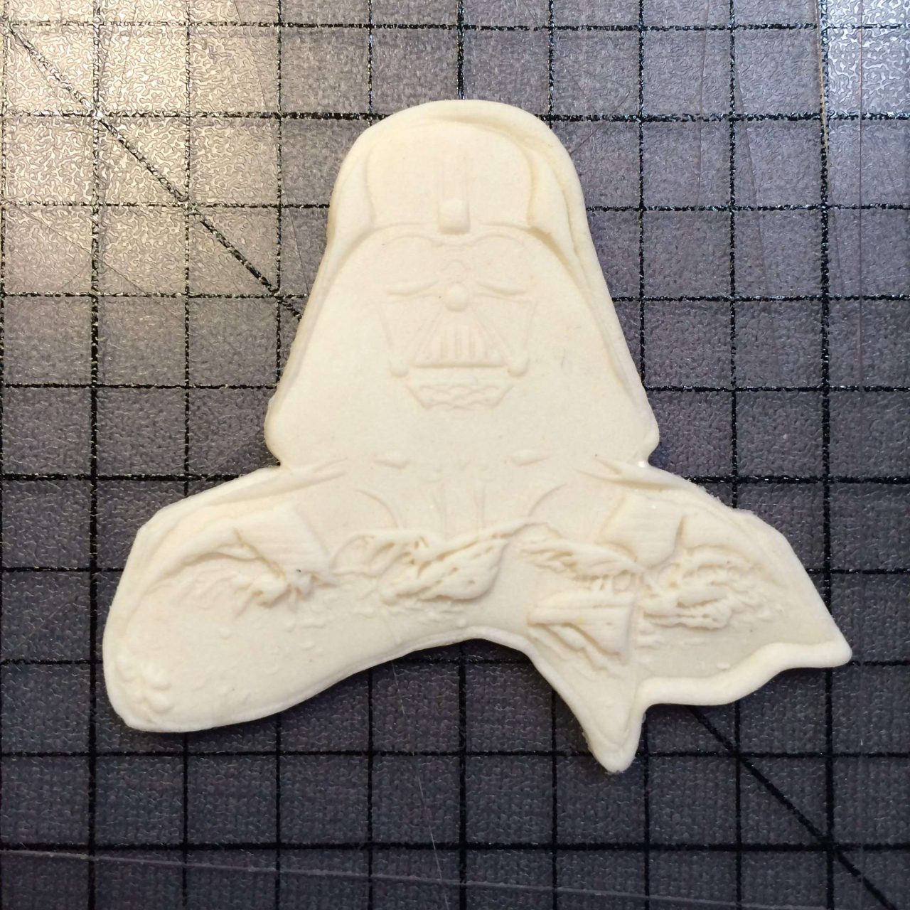 Star Wars - Darth Vader 100 Cookie Cutter and Acrylic Stamp - Image 4