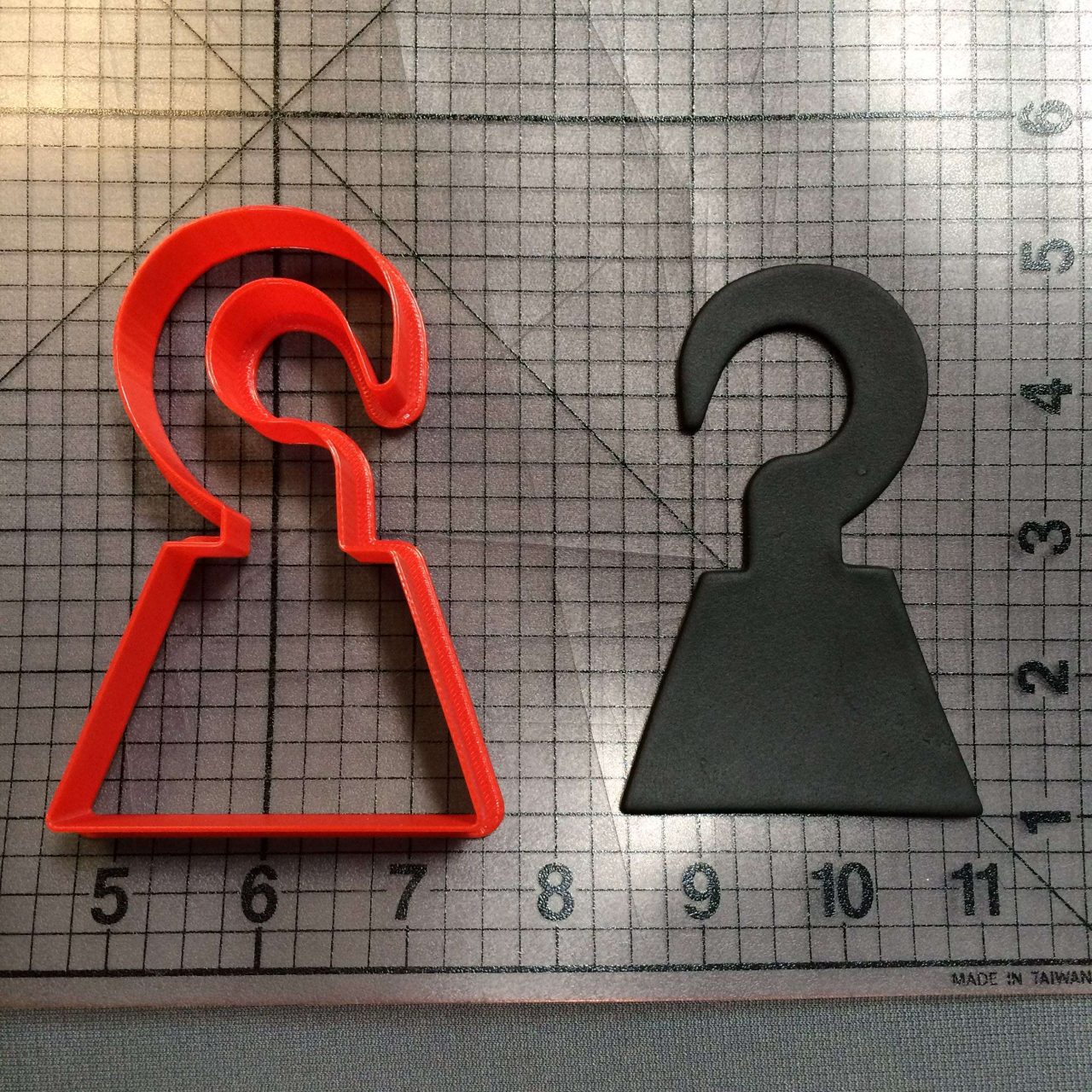 Hook 100 Cookie Cutter