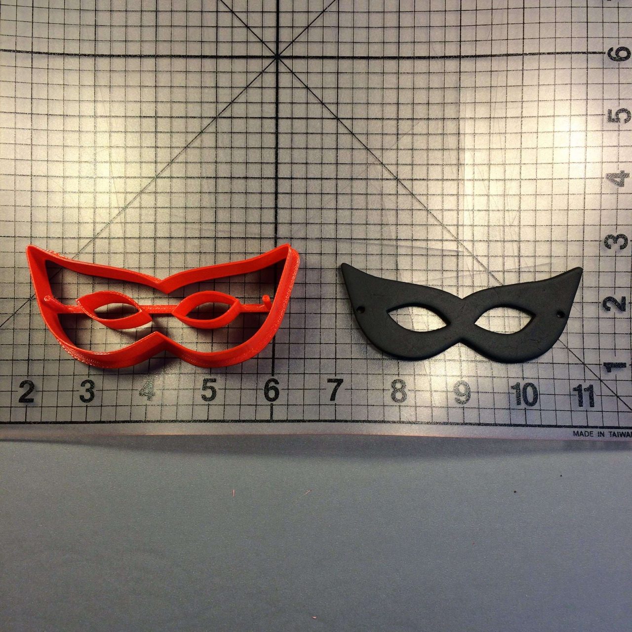 Masquerade 100 Cookie Cutter