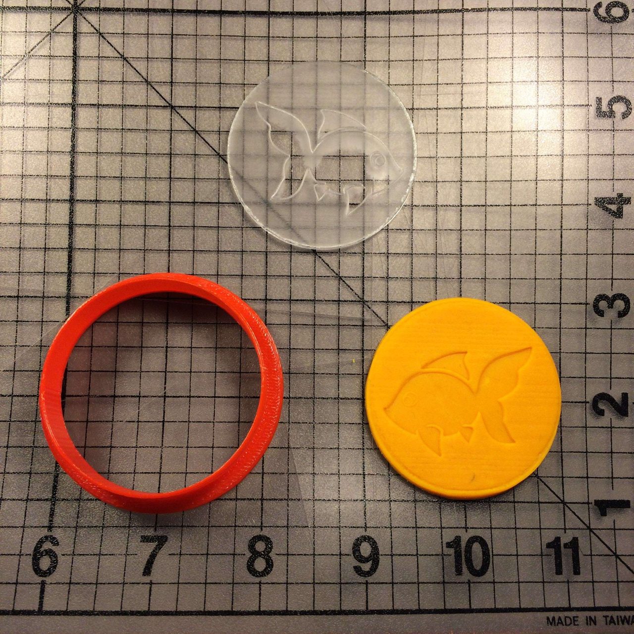 Fish 100 Cookie Cutter and Stamp (imprinted 1)