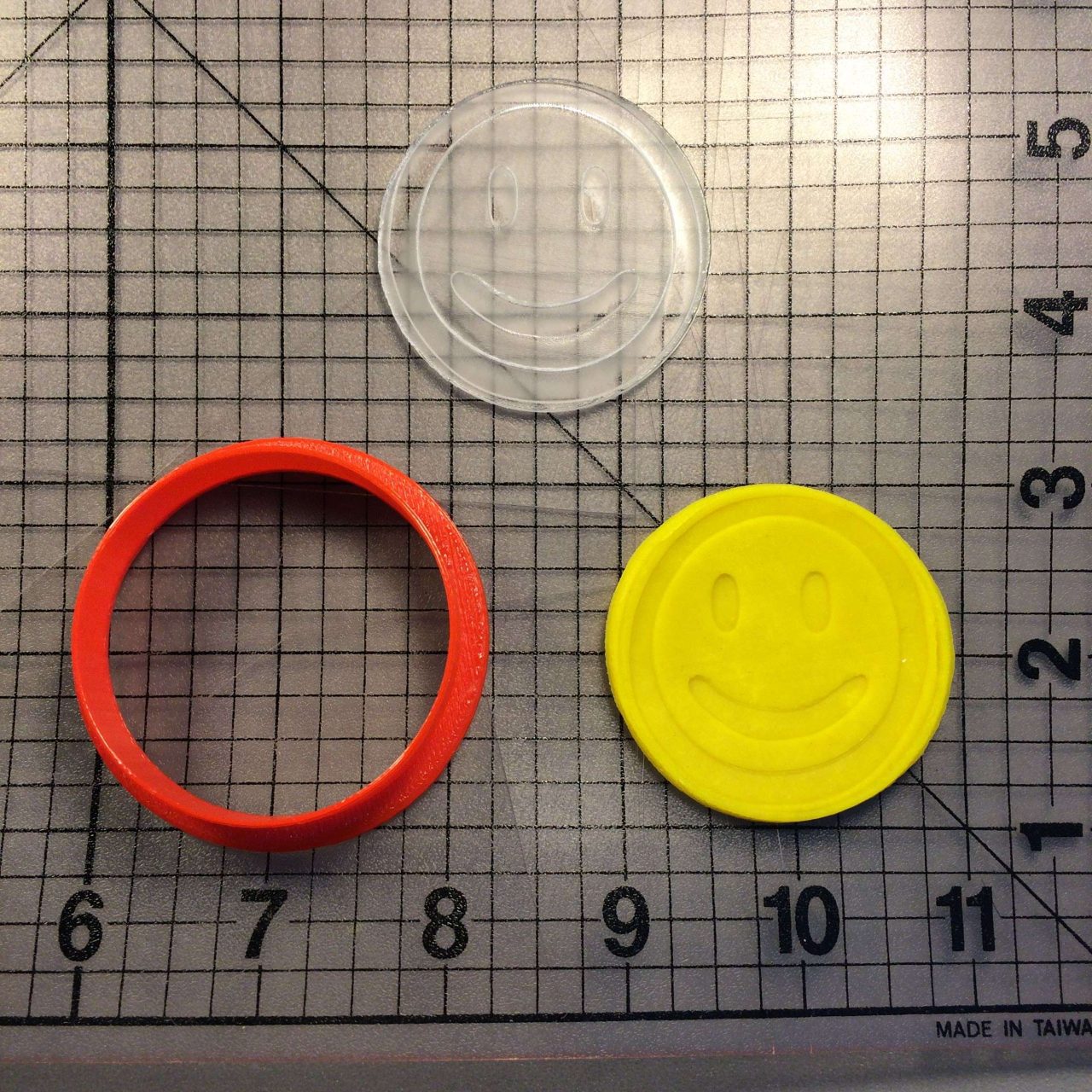 Smiley Face 100 Cookie Cutter and Stamp (imprinted 1)