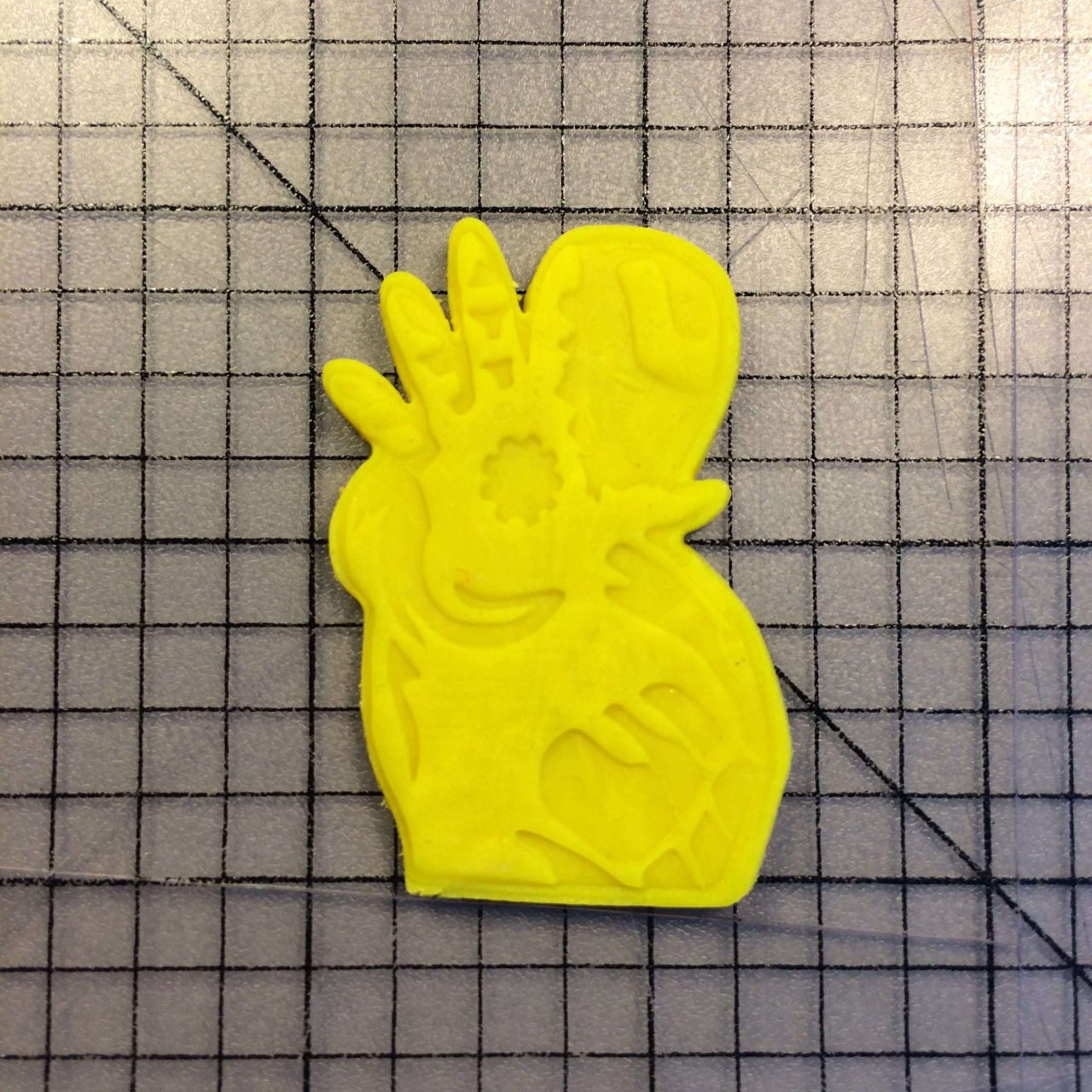 Iron Man 100 Cookie Cutter and Acrylic Stamp - Image 2