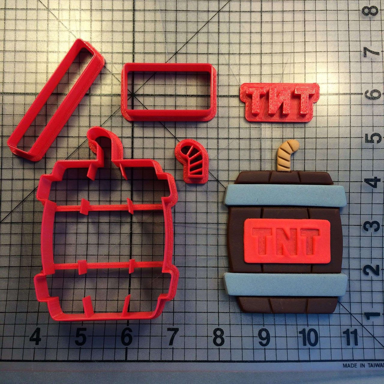 TNT Barrel 100 Cookie Cutter Set