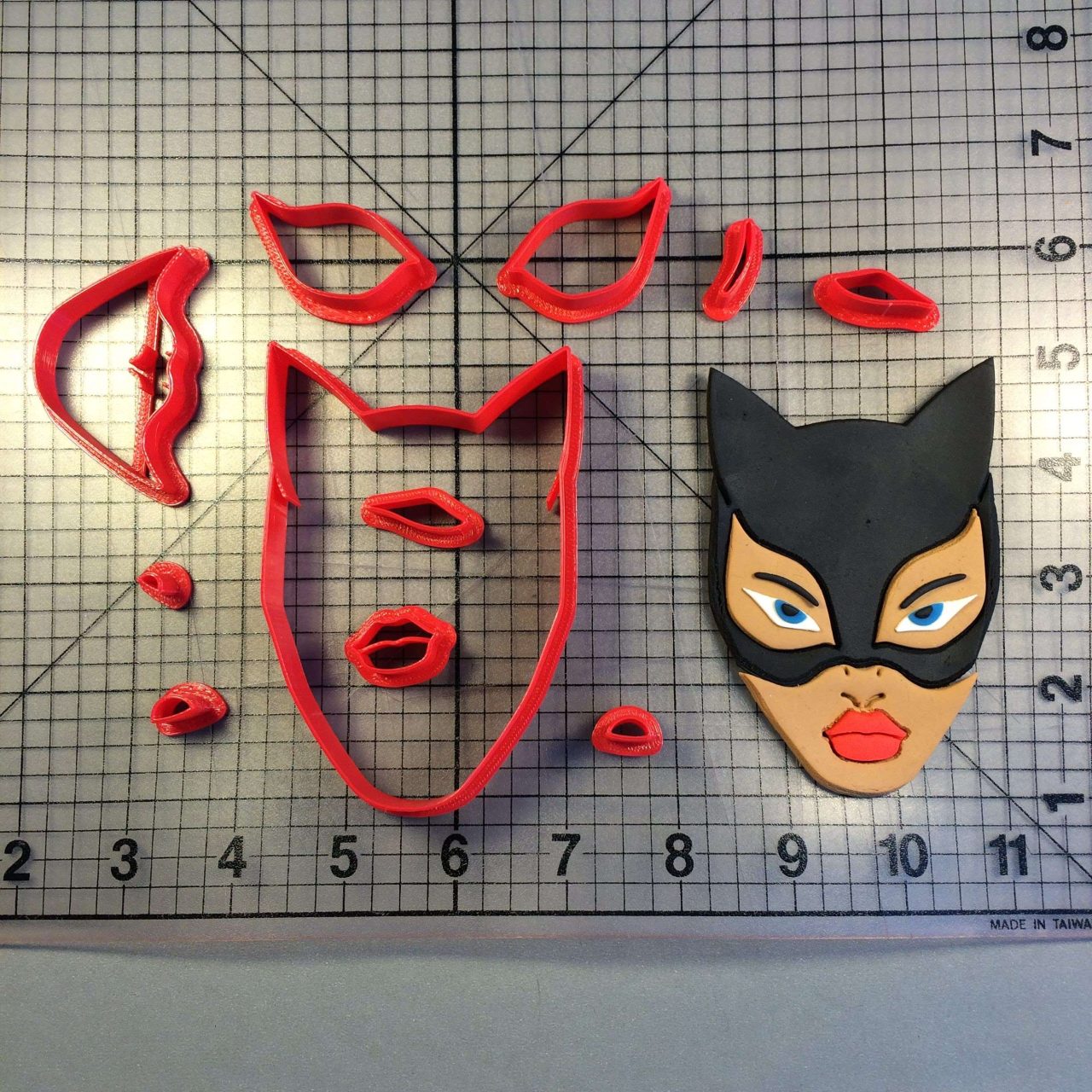 Cat Woman Face 100 Cookie Cutter Set