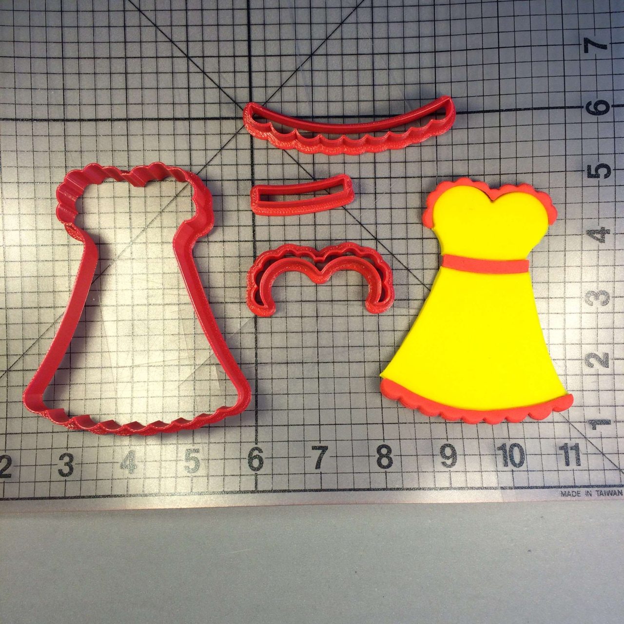 Dress 105 Cookie Cutter Set