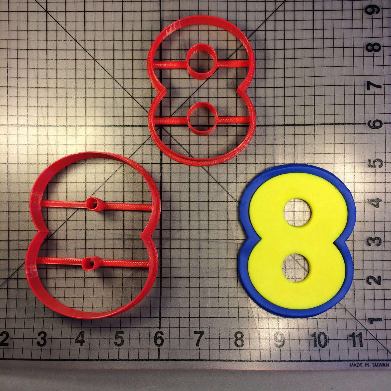 Yellow Blue Number 8 Cookie Cutter Set