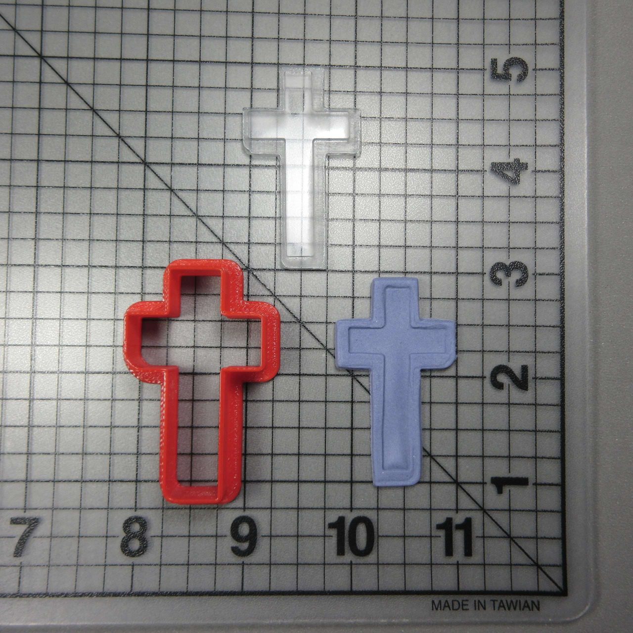 Cross Stamp 100 Cookie Cutter and Acrylic Stamp - Image 3
