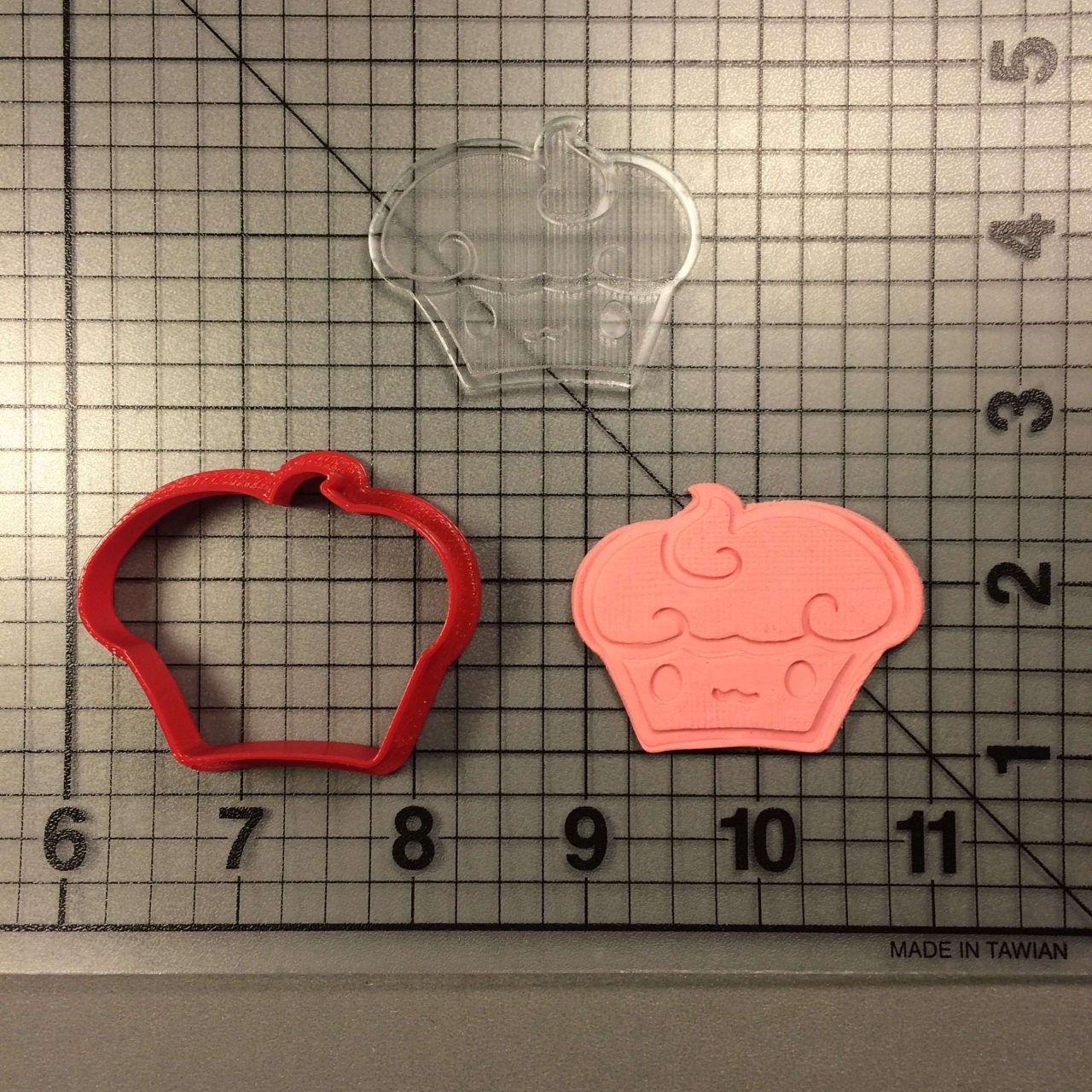 Cupcake 100 Cookie Cutter and Stamp (embossed 1)