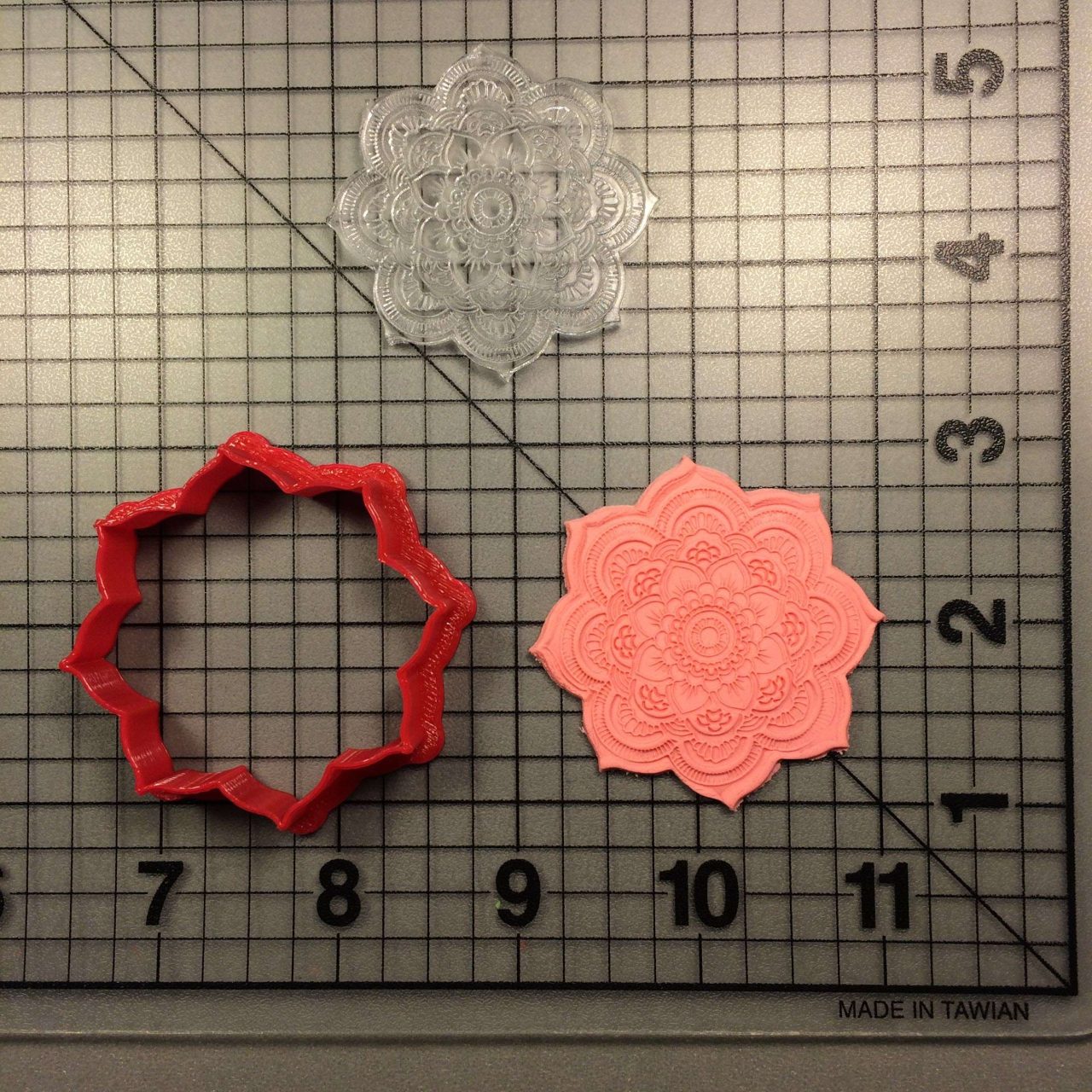 Flower 100 Cookie Cutter and Stamp (imprinted 1)