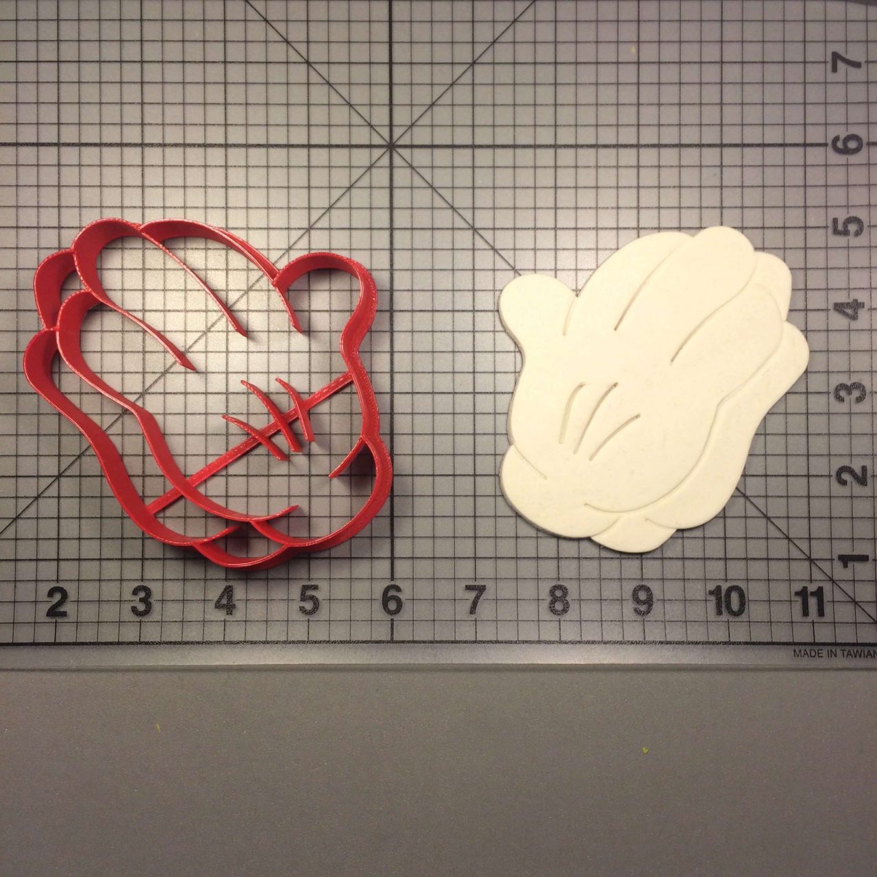Mickey Praying Hands Cookie Cutter