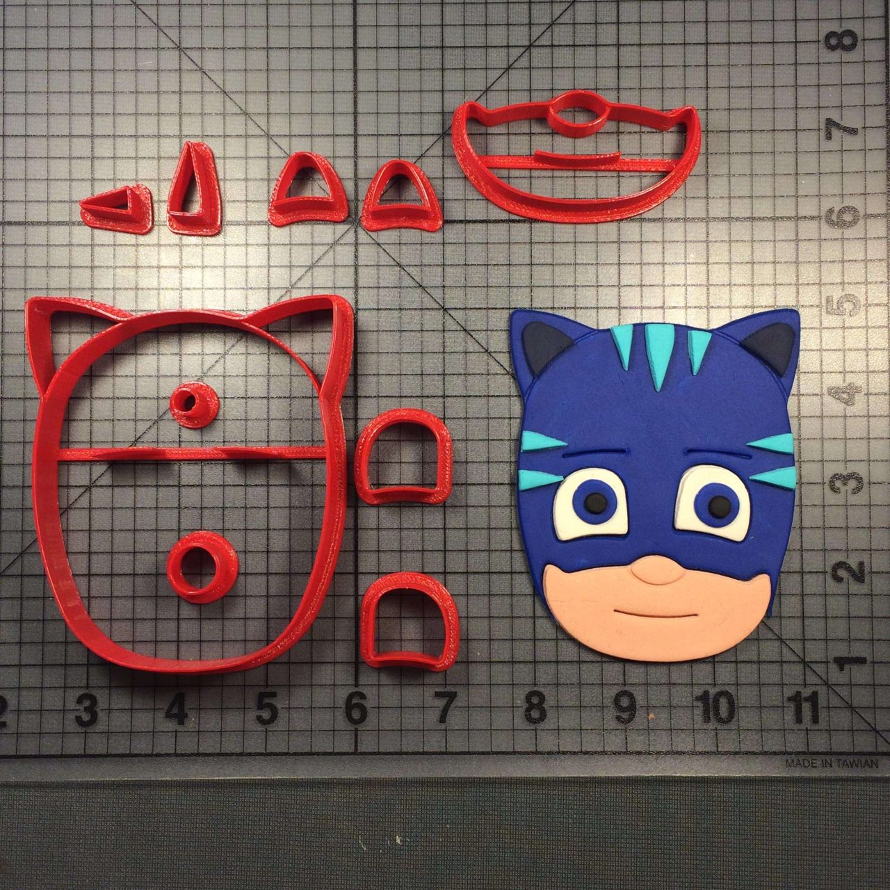PJ Masks - Cat Boy 266-B035 Cookie Cutter Set (4 inch)