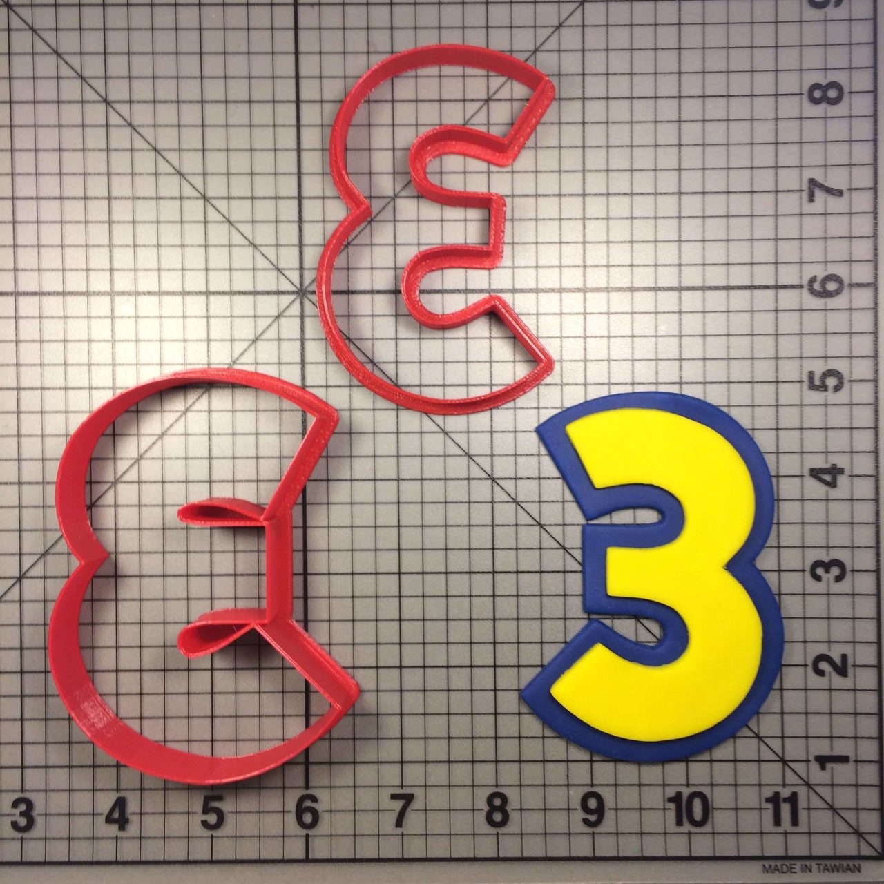 Yellow Blue Number 3 Cookie Cutter Set
