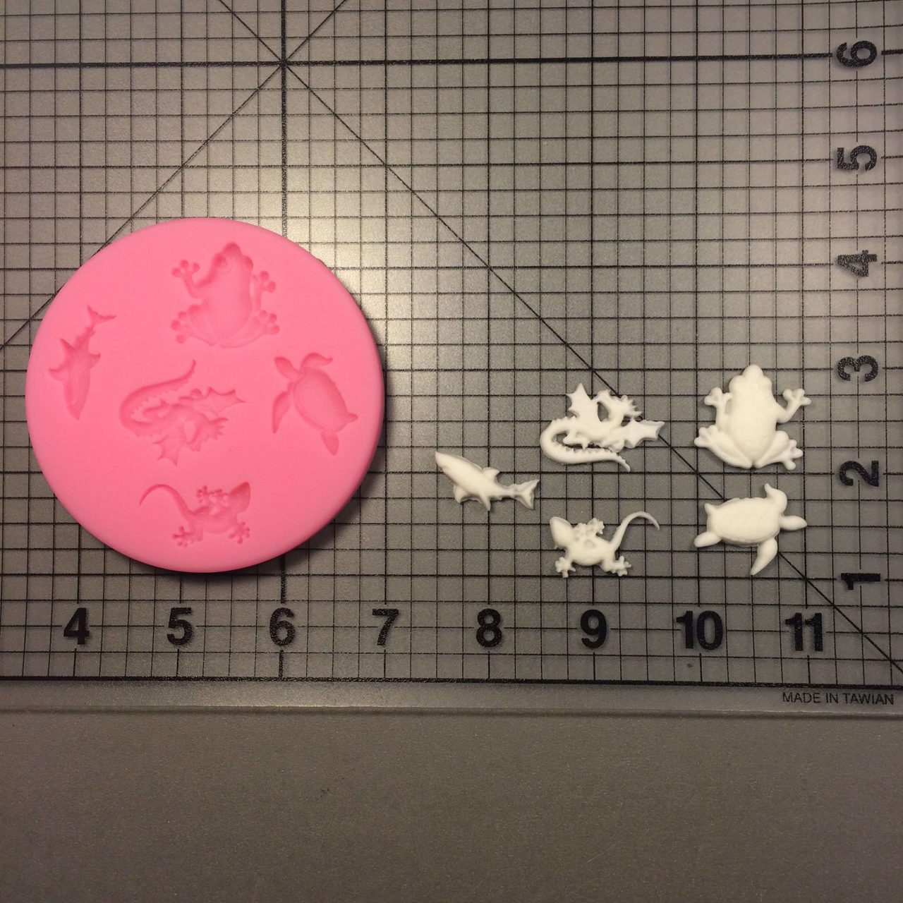 Critters 901 Silicone Mold (1)