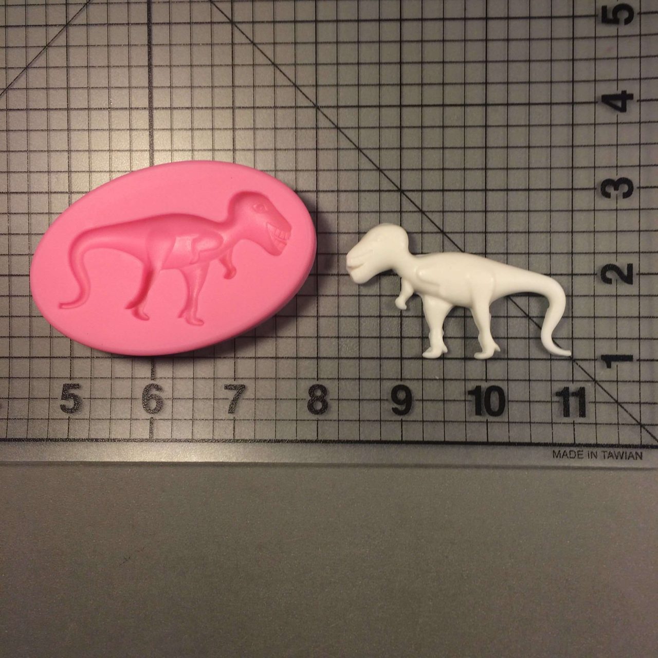 Dino 224 Silicone Mold (1)