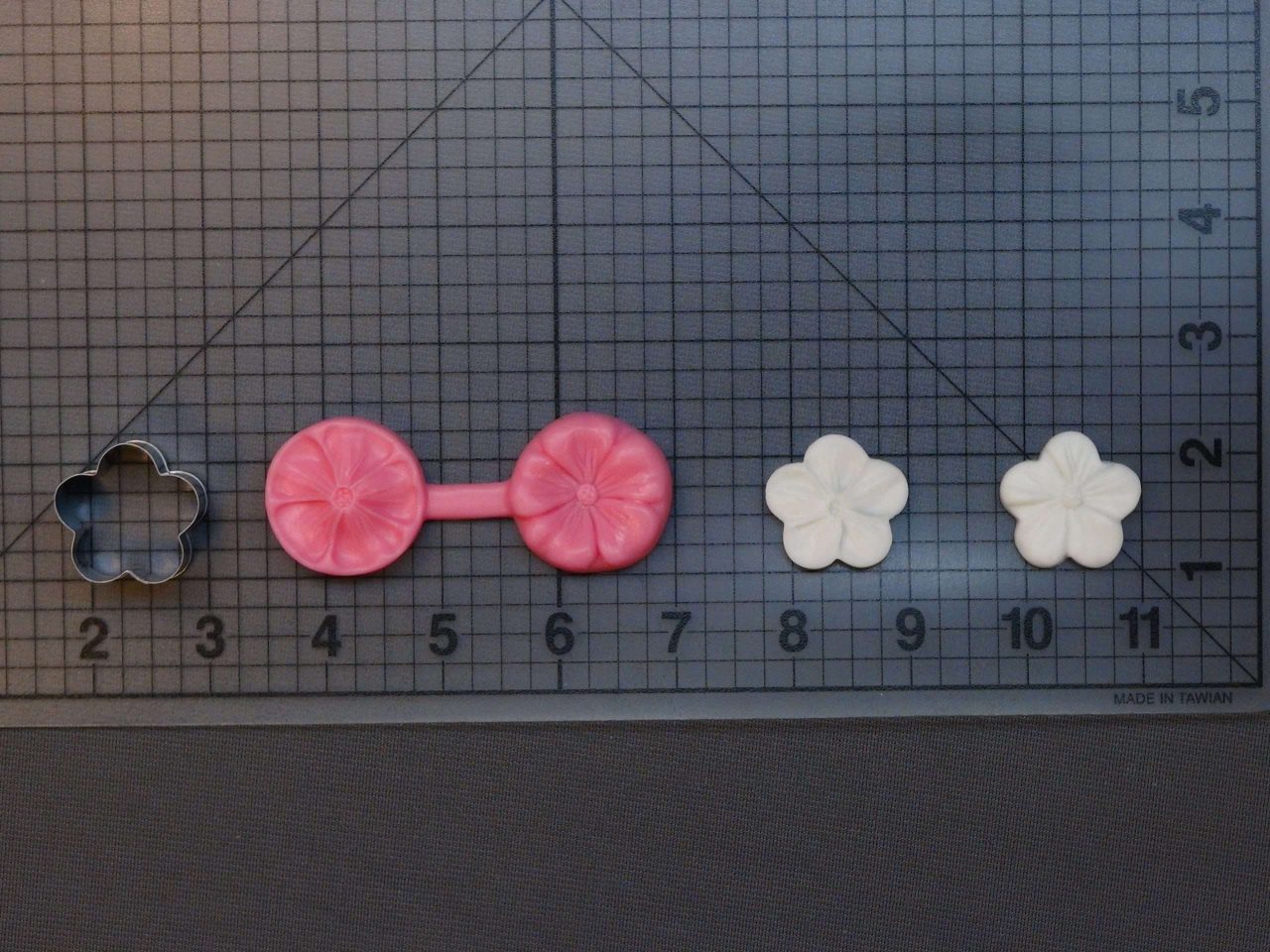 Flower 503 Cutter and Silicone Mold Set