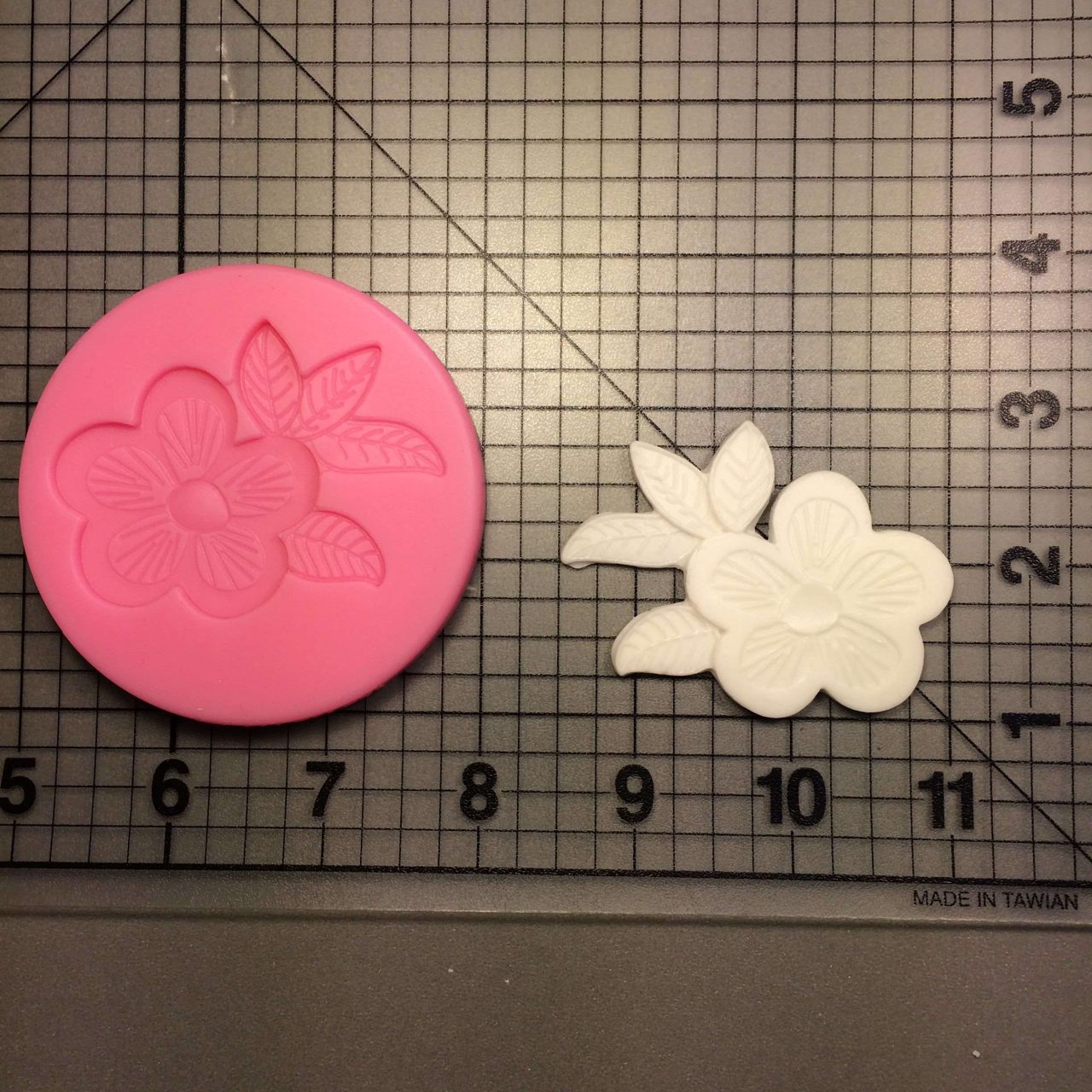 Flower and Leaves 771 Silicone Mold (1)