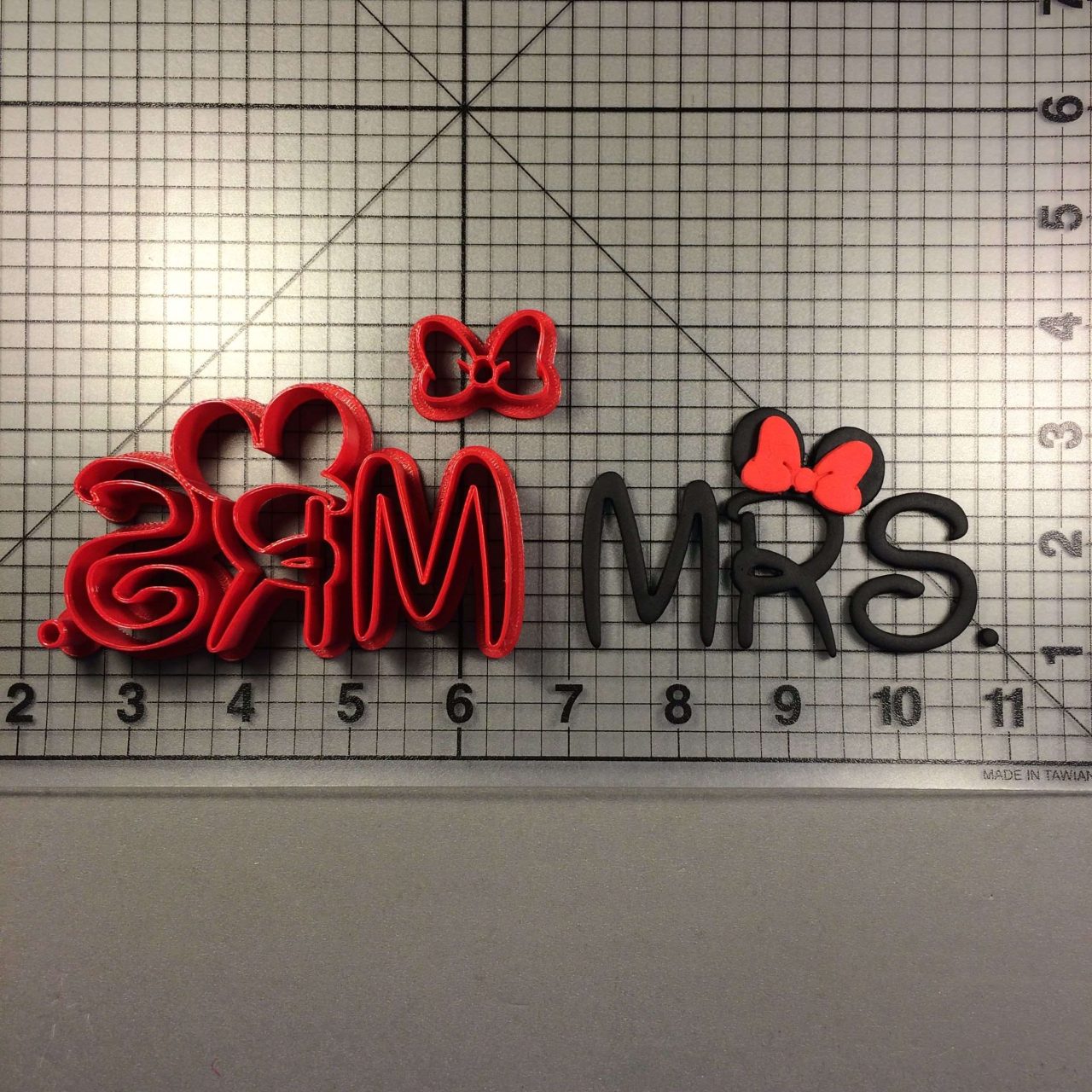 Mickey Mrs. Cookie Cutter Set