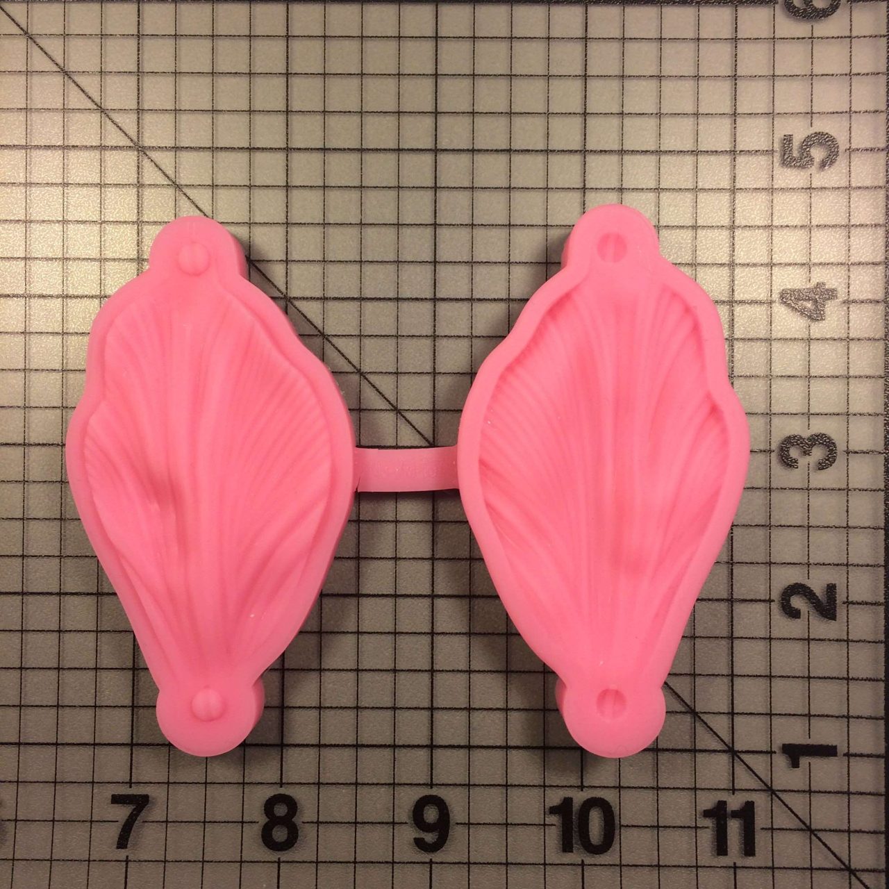 Veiners for Orchid Throat Tulip 137 Cutter and Silicone Mold Set (2)