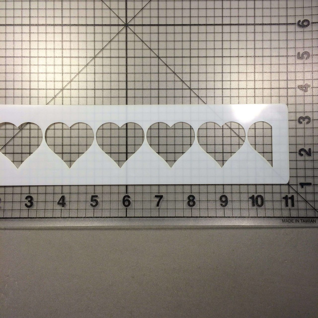 Heart Stencil Strip 100 (1)