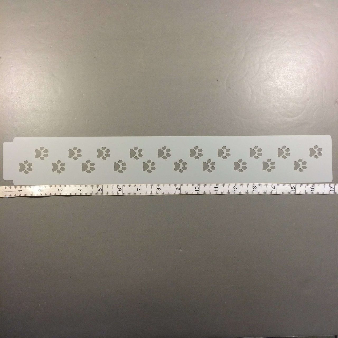 Paw Prints Stencil Strip 100 (1)