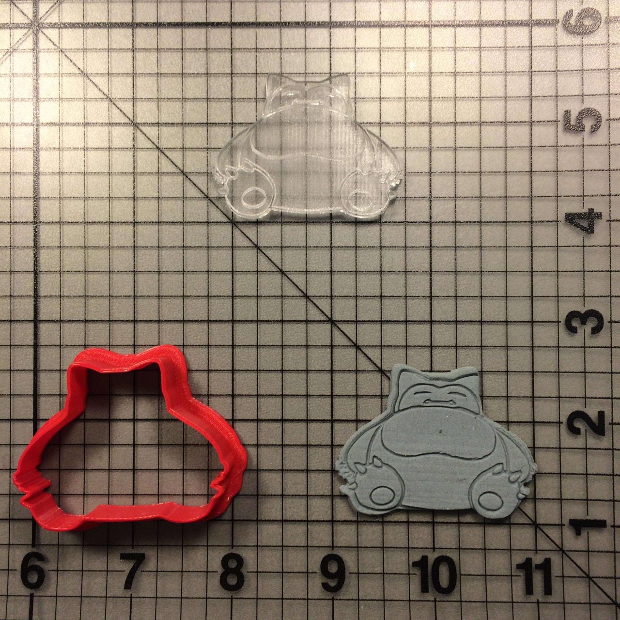Snorlax 100 Cookie Cutter and Stamp (embossed 1)