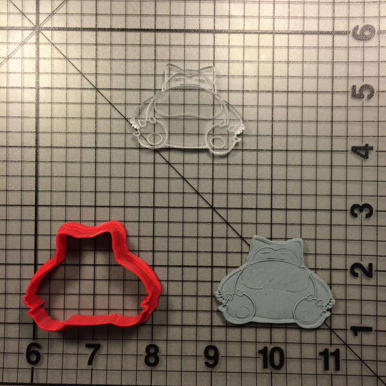 Snorlax 100 Cookie Cutter and Stamp (imprinted 1)