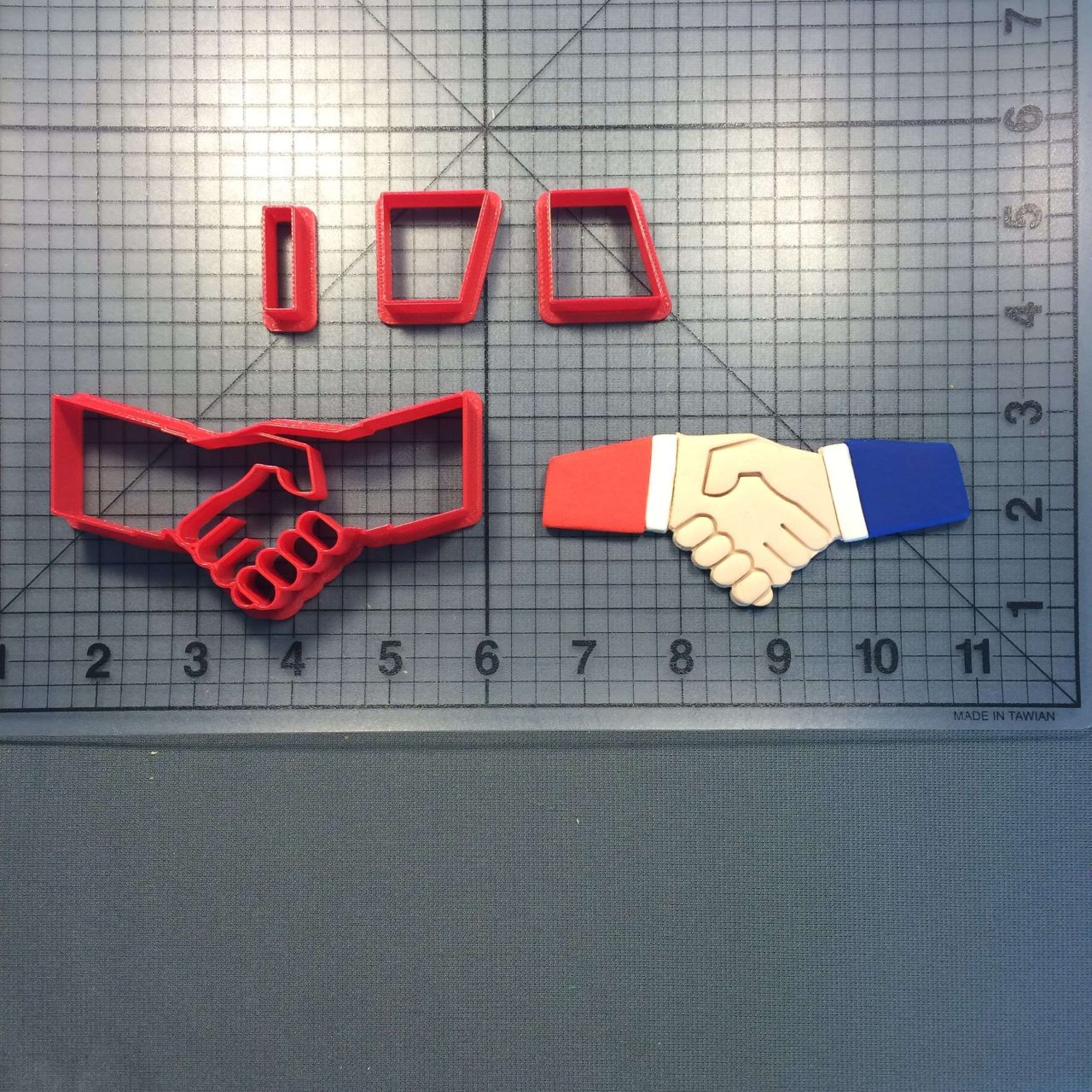 Handshake 100 Cookie Cutter Set