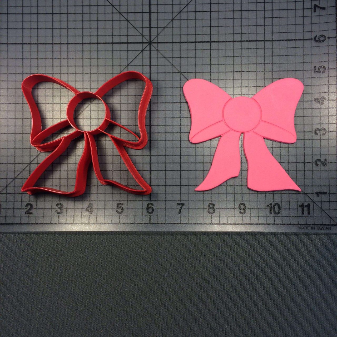 Bow 105 Cookie Cutter