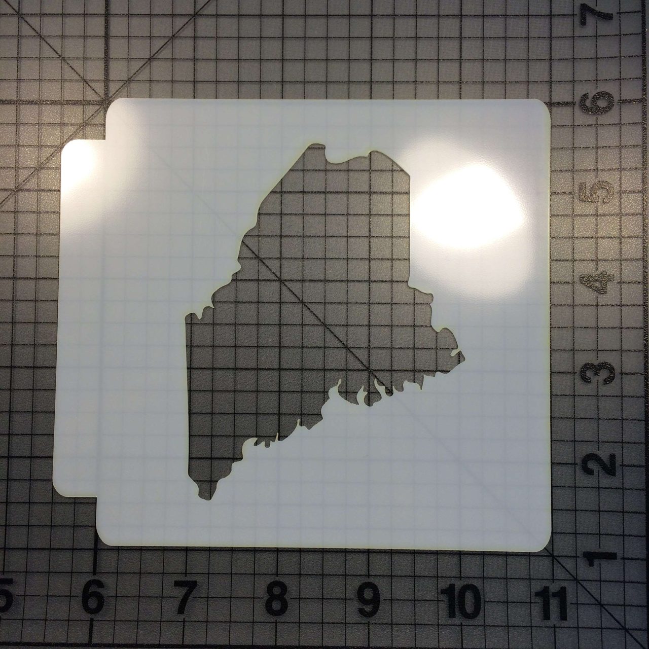Maine Stencil 100