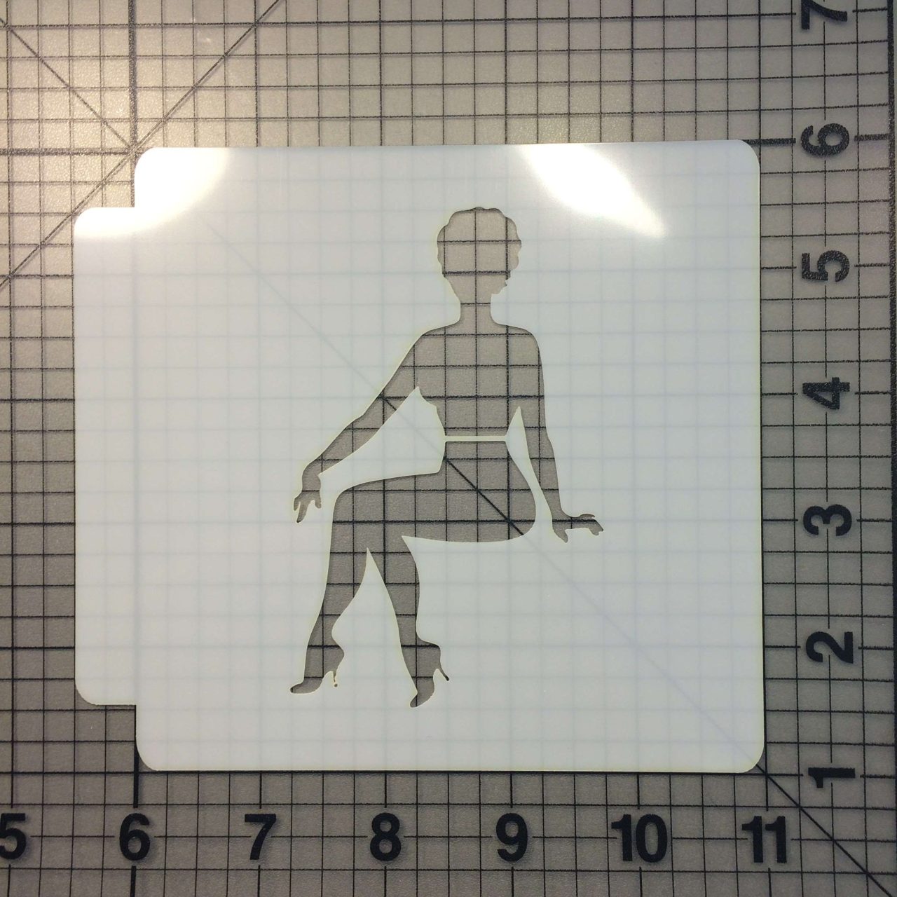 Pin Up Girl Stencil 102