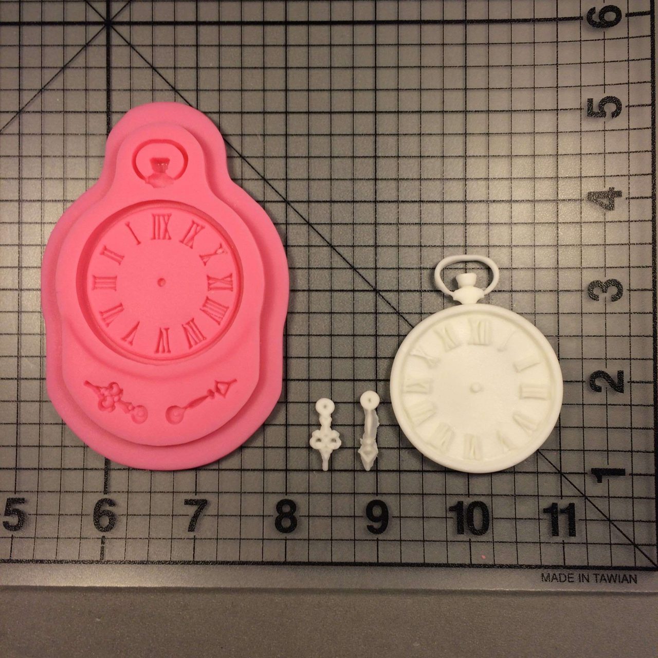 Clock 564 Silicone Mold (1)
